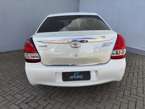 Toyota ETIOS PLATINUM Sed. 1.5 Flex 16V 4p Mec.