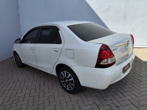 Toyota ETIOS PLATINUM Sed. 1.5 Flex 16V 4p Mec.