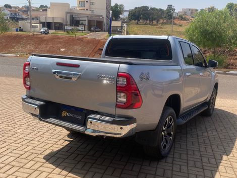 Toyota Hilux CD SRX 4x4 2.8 TDI 16V Diesel Aut.
