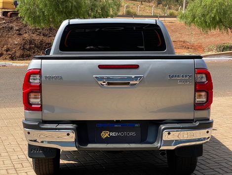 Toyota Hilux CD SRX 4x4 2.8 TDI 16V Diesel Aut.