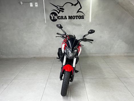 BAJAJ DOMINAR 250