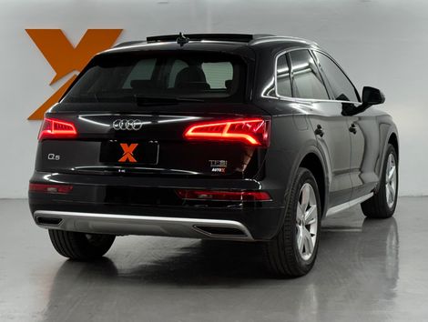 Audi Q5 Ambiente 2.0 TFSI Quattro S tronic