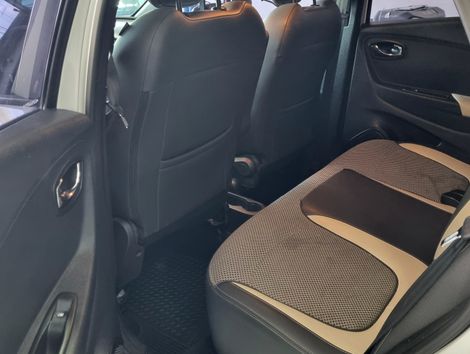 Renault CAPTUR Intense 1.6 16V Flex 5p Aut.