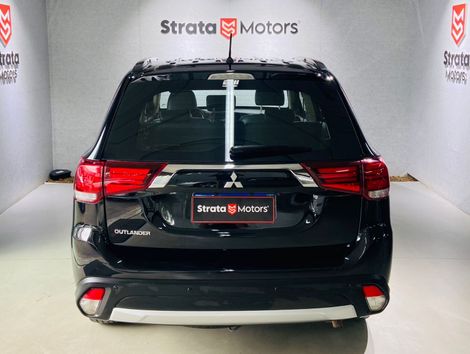 Mitsubishi OUTLANDER 2.0 16V 160cv Aut.