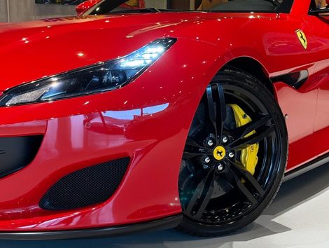 Ferrari PORTOFINO 3.9 V8 600cv
