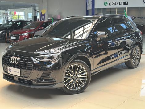 Audi Q3 Black Ed. 1.4 TFSI Flex/Black S-tron.