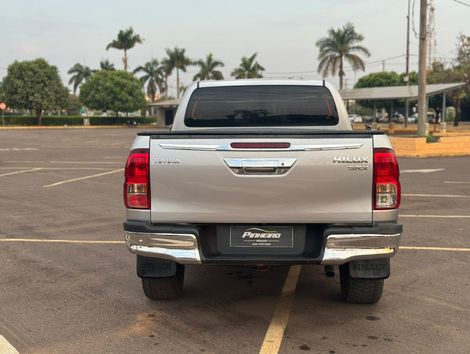 Toyota Hilux CD SRX 4x4 2.8 TDI 16V Diesel Aut.