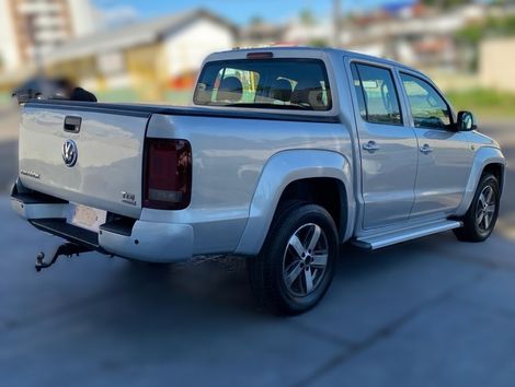 VolksWagen AMAROK Trendline CD 2.0 TDI 4X4 Dies Aut