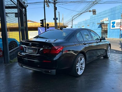BMW 750i M Sport Sedan 4.4 V8 450cv Aut.