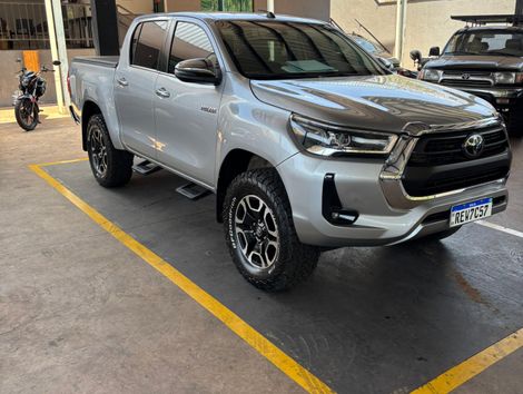 Toyota Hilux CD SRX 4x4 2.8 TDI 16V Diesel Aut.