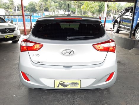 Hyundai i30 1.8 16V Aut. 5p