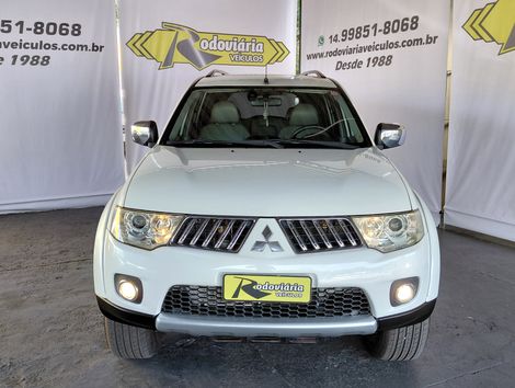 Mitsubishi Pajero DAKAR 3.2 4x4 T.I. Dies. 5p Aut.