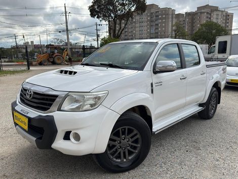 Toyota Hilux CD SRV D4-D 4x4 3.0 TDI Diesel Aut