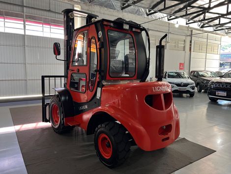 LIGNUM 4T TRIP 6MT CABINADA