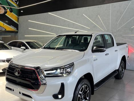 Toyota Hilux CD SRX 4x4 2.8 TDI 16V Diesel Aut.