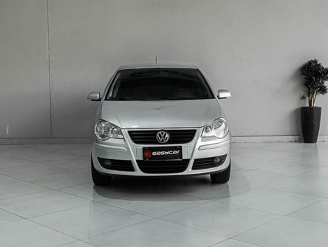 VolksWagen Polo Sedan 1.6 Mi Total Flex 8V 4p
