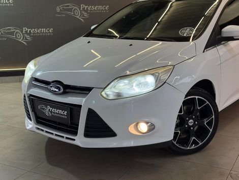 Ford Focus 2.0 16V/SE/SE Plus Flex 5p Aut.
