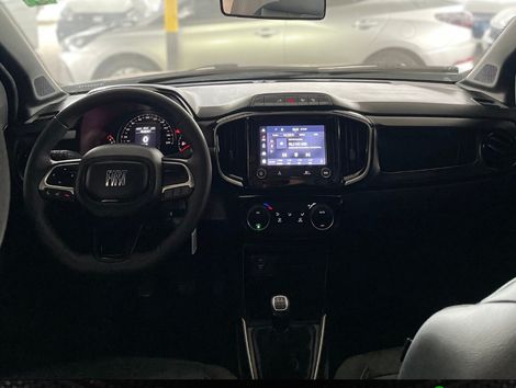 Fiat Strada Volcano 1.3 Flex 8V CD