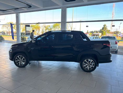 Fiat Strada Volcano 1.3 Flex 8V CD