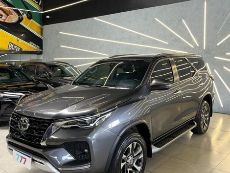 Toyota SW4 SRX 2.8 4X4 DIESEL