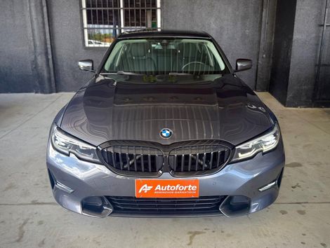 BMW 330i Sport 2.0 TB 16V 4p
