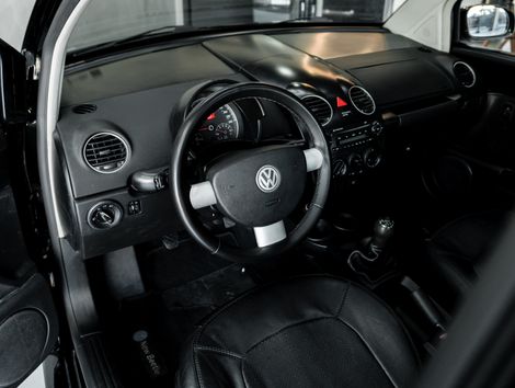 VolksWagen New Beetle 2.0 Mi Mec./Aut.