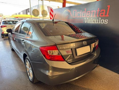Honda Civic Sedan LXS 1.8/1.8 Flex 16V Aut. 4p