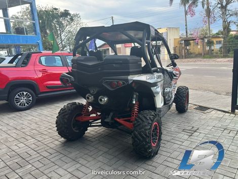 CAN AM Maverick x2