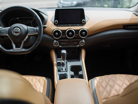 Nissan Sentra Exclu. Int. Premium 2.0 16V Aut.