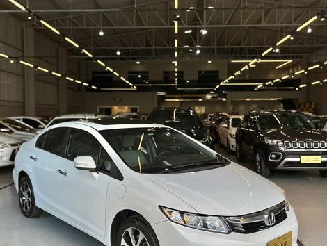 Honda Civic Sedan EXS 1.8/1.8 Flex 16V Aut. 4p