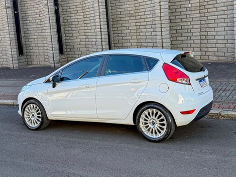 Ford Fiesta TIT.Plus 1.0 12V EcoBoost Aut. 5p