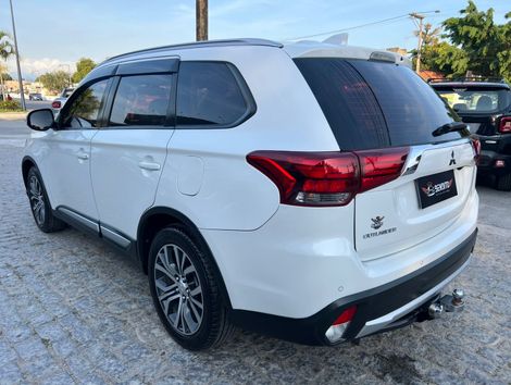 Mitsubishi OUTLANDER COMFORT 2.0 16V Aut.