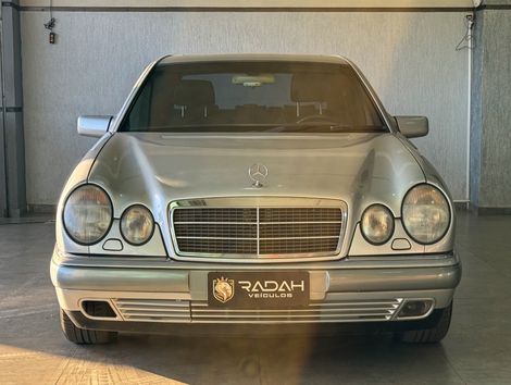 Mercedes E-320 3.2 Elegance