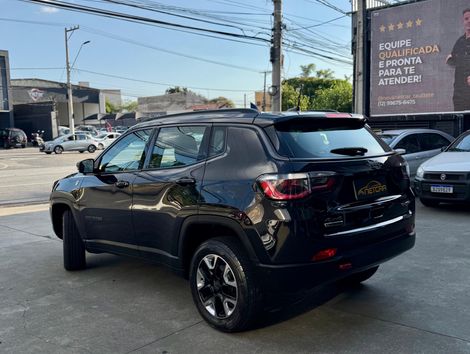 Jeep COMPASS TRAILHAWK 2.0 4x4 Dies. 16V Aut.