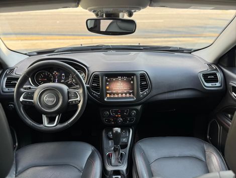 Jeep COMPASS TRAILHAWK 2.0 4x4 Dies. 16V Aut.