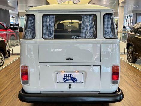 VolksWagen Kombi Standard/ Luxo/ Série Prata
