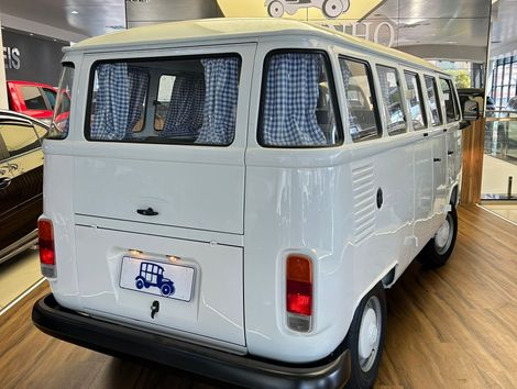 VolksWagen Kombi Standard/ Luxo/ Série Prata