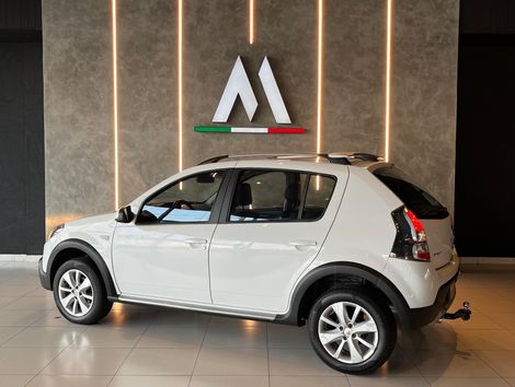 Renault SANDERO STEPWAY Hi-Flex 1.6 16V 5p Aut.