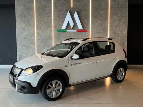 Renault SANDERO STEPWAY Hi-Flex 1.6 16V 5p Aut.