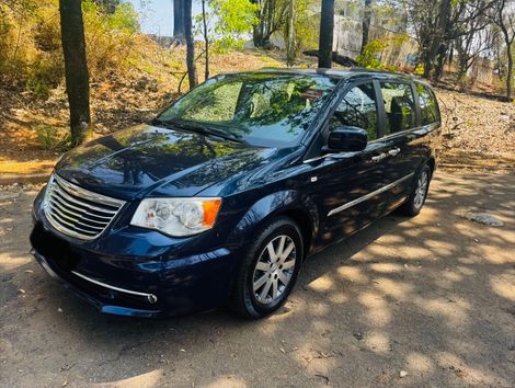 Chrysler TOWN & COUNTRY Touring 3.6 V6 Aut.