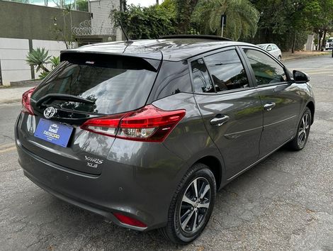 Toyota YARIS XLS Connect 1.5 Flex 16V 5p Aut.