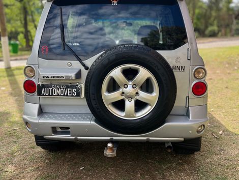 Mitsubishi Pajero TR4 2.0/ 2.0 Flex 16V 4x4 Mec.