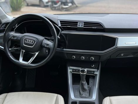 Audi Q3 Prest. 1.4 TFSI Flex/Prest. S-tronic