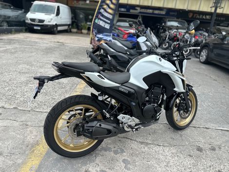 YAMAHA FZ25 250 FAZER CONNECTED