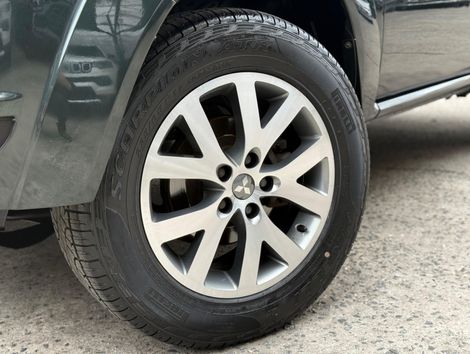 Mitsubishi Pajero TR4 2.0/ 2.0 Flex 16V 4x4 Aut.