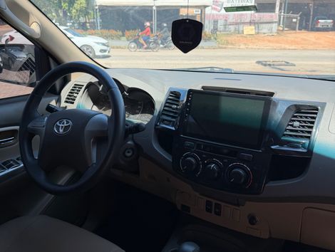 Toyota Hilux SW4 SR 4x2 2.7/ 2.7 Flex 16V Aut.