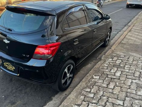 Chevrolet ONIX HATCH LT 1.4 8V FlexPower 5p Mec.