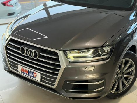 Audi Q7 3.0 V6 TDI Quat.Tip. 5p Die./Perfor.