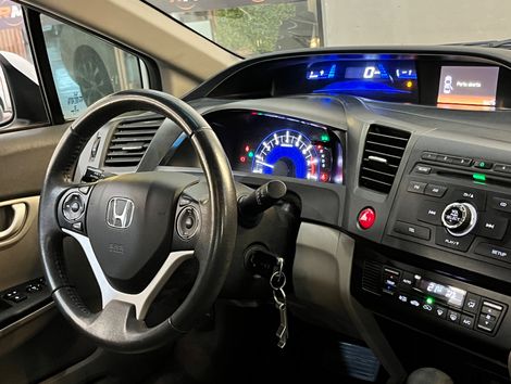 Honda Civic Sedan LXR 2.0 Flexone 16V Aut. 4p