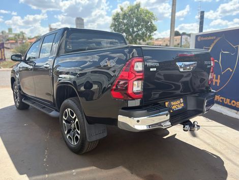 Toyota Hilux CD SRX 4x4 2.8 TDI 16V Diesel Aut.